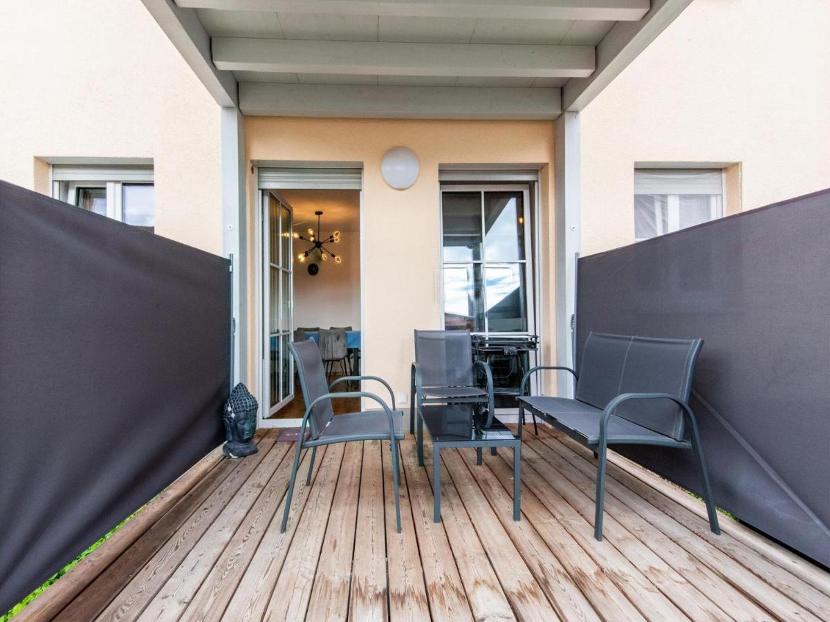 Apartment With Terrace In An Ideal Location Haunsheim Exterior foto